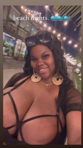 Chioma Lovv Nude Leaks OnlyFans Photo 50
