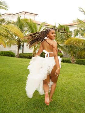 Chloe Bailey 裸露泄露OnlyFans照片 8