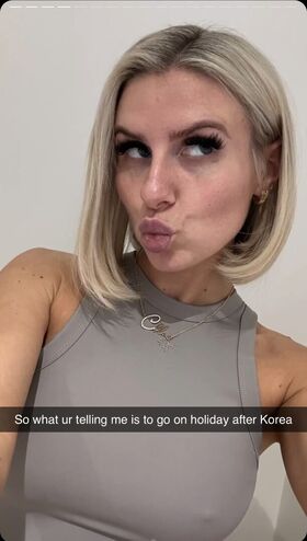 Chloe Burrows Фото утечки OnlyFans (обнаженная) 30