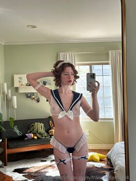 Chloe Frances Nude Leaks OnlyFans Photo 33