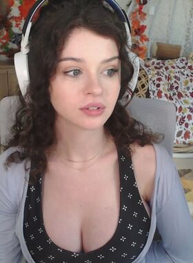 Chloe Lockley Photo divulguée nue OnlyFans 84