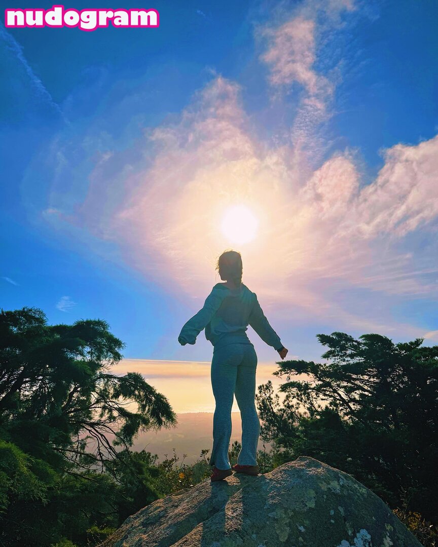 Clara Galle  claaragalle Nahé uniklé OnlyFans foto 263 - Nudogram v2.1