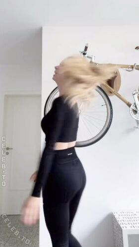 clara.sdk Nude Leaks OnlyFans Photo 23