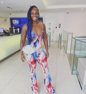 Claressa Shields नग्न लीक OnlyFans फोटो 86