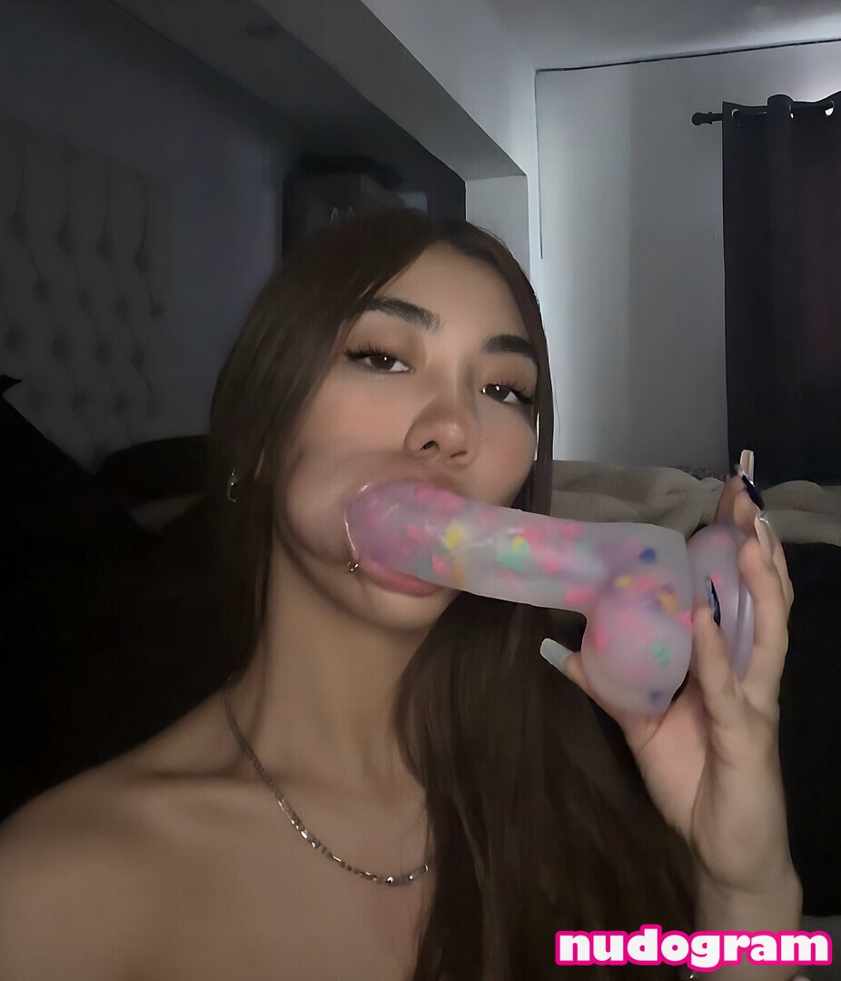 A moment of pure nudity