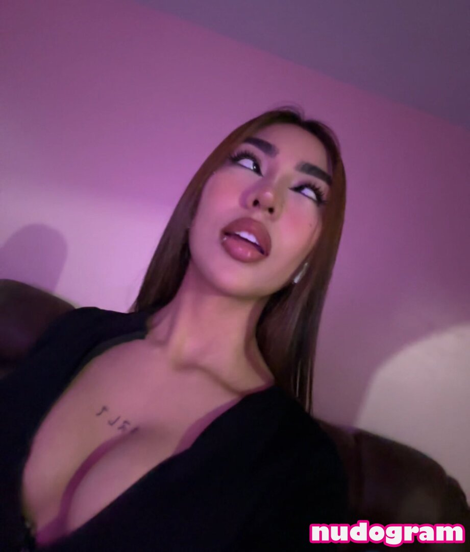 Clementine xox nude body photo 43