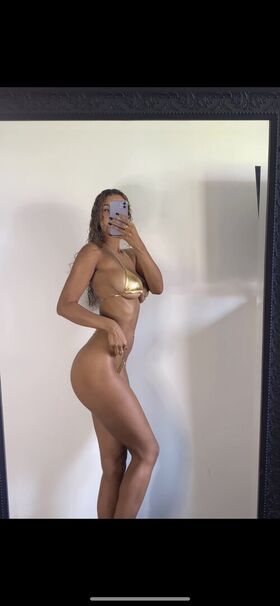 cleo_clo Nude Leaks OnlyFans Photo 1