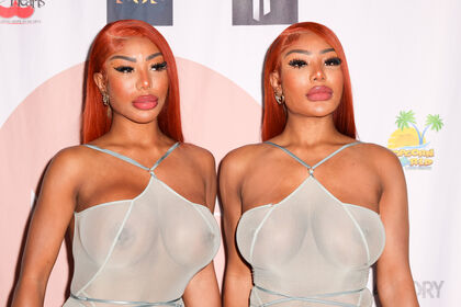 Clermont Twins Nude Leaks OnlyFans Photo 17