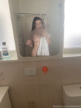 clitriinee2 Nude Leaks OnlyFans Photo 14