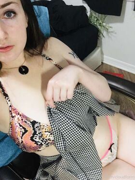 Cloudform Uniknutá nahá OnlyFans fotografia 27