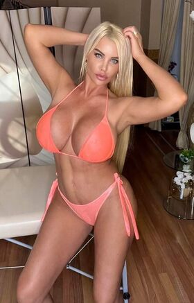 Connie Elizabeth Nude Leaks OnlyFans Photo 37