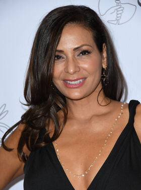 Constance Marie