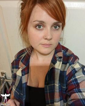 constanceflame Foto vazada OnlyFans nua 33