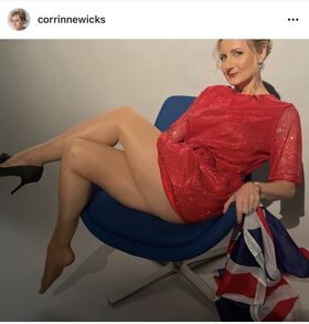 Corrinne Wicks Nude Leaks OnlyFans Photo 2