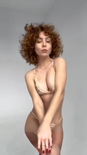 curlywiktoria Nude Leaks OnlyFans Photo 246