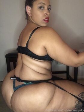 curvaceousroyalty Nude Leaks OnlyFans Photo 15