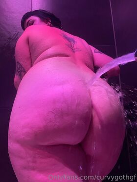 curvygothgf Nude Leaks OnlyFans Photo 22
