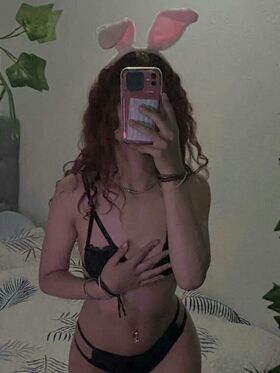 Cutebunnyred Nude Leaks OnlyFans Photo 3
