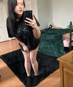 cutegothelle Nude Leaks OnlyFans Photo 54
