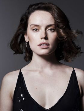 Daisy Ridley Nude Leaks OnlyFans Photo 11