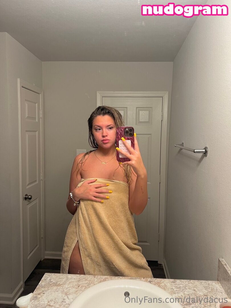 Daly Dacus  dalydacus  prettygirldaly_ Гола изтичане OnlyFans снимка 12  - Nudogram v2.1