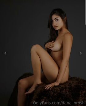 Dana Brosh Nude Leaks OnlyFans Photo 1