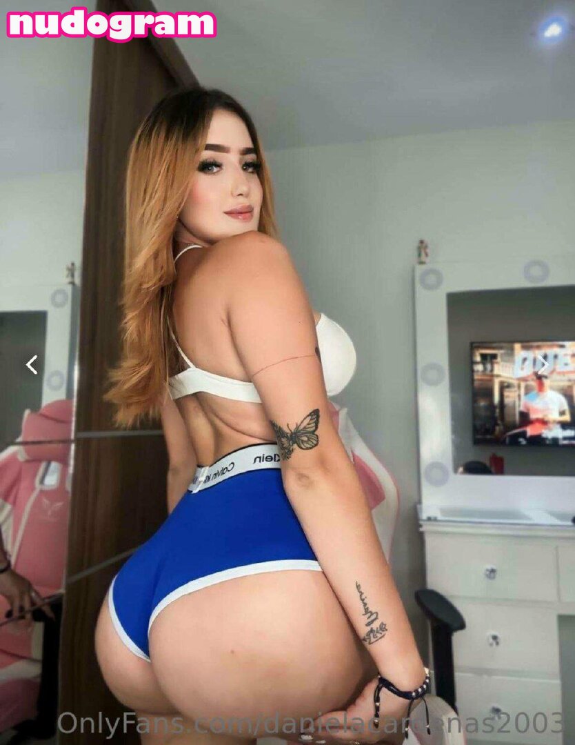 Daniela Cardenas  daniela.cardenas  danielacardenasr Гола изтичане  OnlyFans снимка 16 - Nudogram v2.1