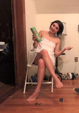 Daniella Pineda Nude Leaks OnlyFans Photo 21