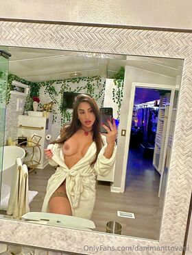 Danielle Mantovani Nude Leaks OnlyFans Photo 12