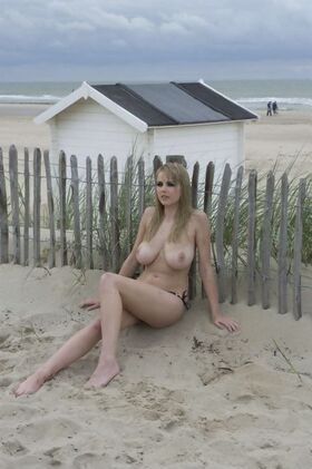 Danielle Sharp Nude Leaks OnlyFans Photo 94