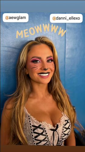 Danni Ellexo नग्न लीक OnlyFans फोटो 244