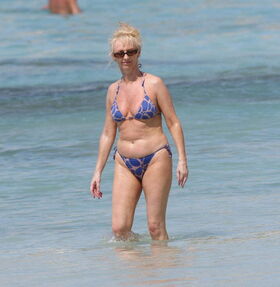 Debbie McGee Nude Leaks OnlyFans Photo 2