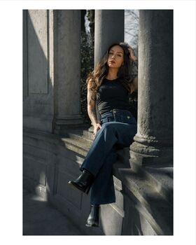 Deeperse Nøgne lækkede OnlyFans foto 115