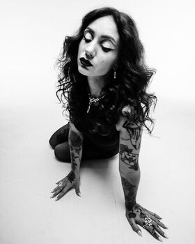 Deeperse Nøgne lækkede OnlyFans foto 132