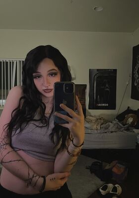 definitelynotd Фото просочення OnlyFans (оголене) 1