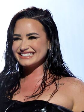 Demi Lovato Nude Leaks OnlyFans Photo 111