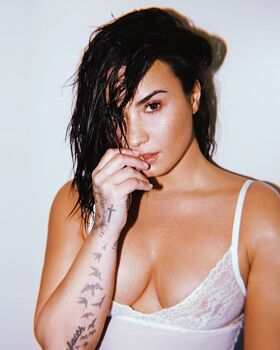 Demi Lovato Nude Leaks OnlyFans Photo 174