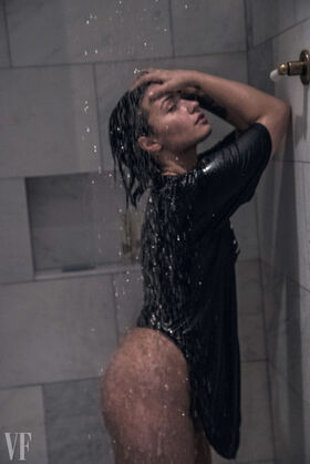 Demi Lovato Nude Leaks OnlyFans Photo 181