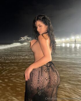Demi Rose Mawby Nude Leaks OnlyFans Photo 3
