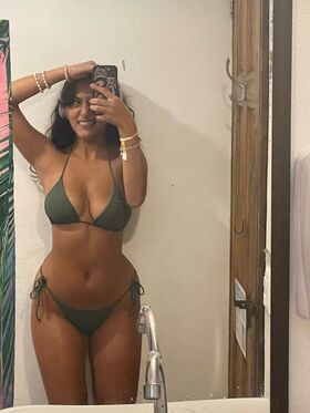 Denna Hadipour Naakte Leaks OnlyFans Foto 2