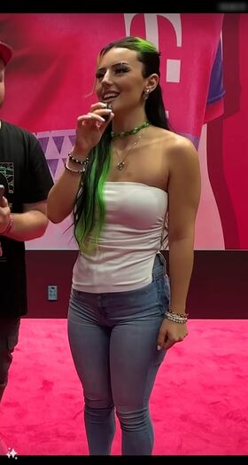 Dilaraa Фото просочення OnlyFans (оголене) 238