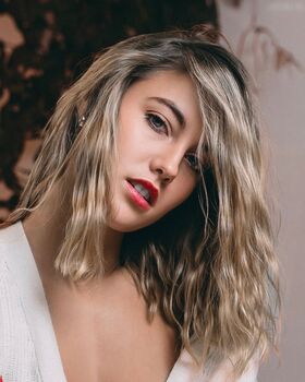 Dine.grt Fotografie scursă ilegal OnlyFans dezbrăcată 53