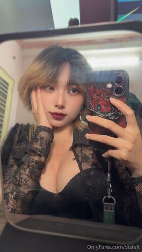 Disleft नग्न लीक OnlyFans फोटो 30