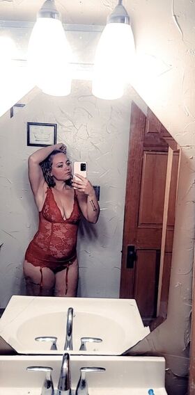 Dixie Ann Nude Leaks OnlyFans Photo 2