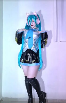 Doa Nøgne lækkede OnlyFans foto 13