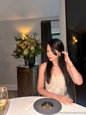 dominatrixiris