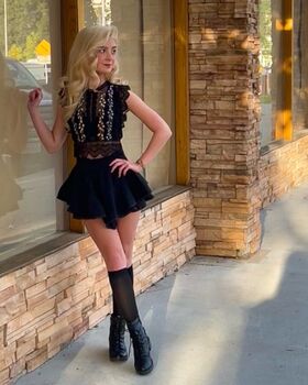 Dora Dolphin รูป OnlyFans เปลือยรั่วไหล 20