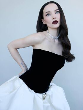 Dove Cameron नग्न लीक OnlyFans फोटो 1166