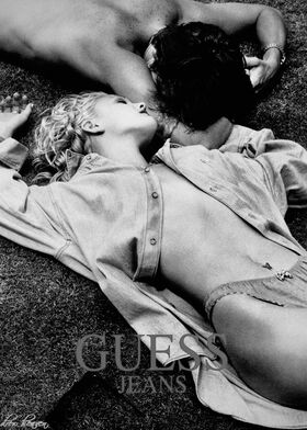 Drew Barrymore Nude Leaks OnlyFans Photo 28