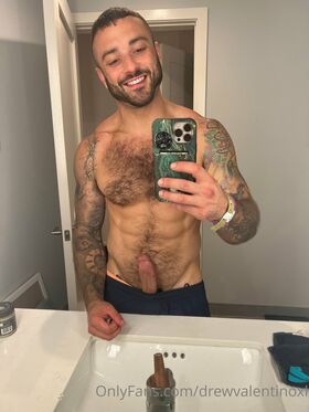 drewvalentinoxl Nude Leaks OnlyFans Photo 5